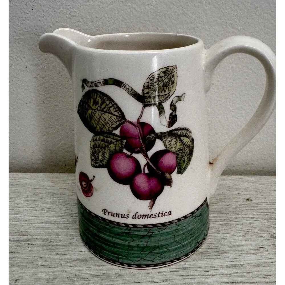 Wedgwood Sarah's Garden Queen's Ware Pitcher Jug Fruit Compote Prunus Domestica⁠